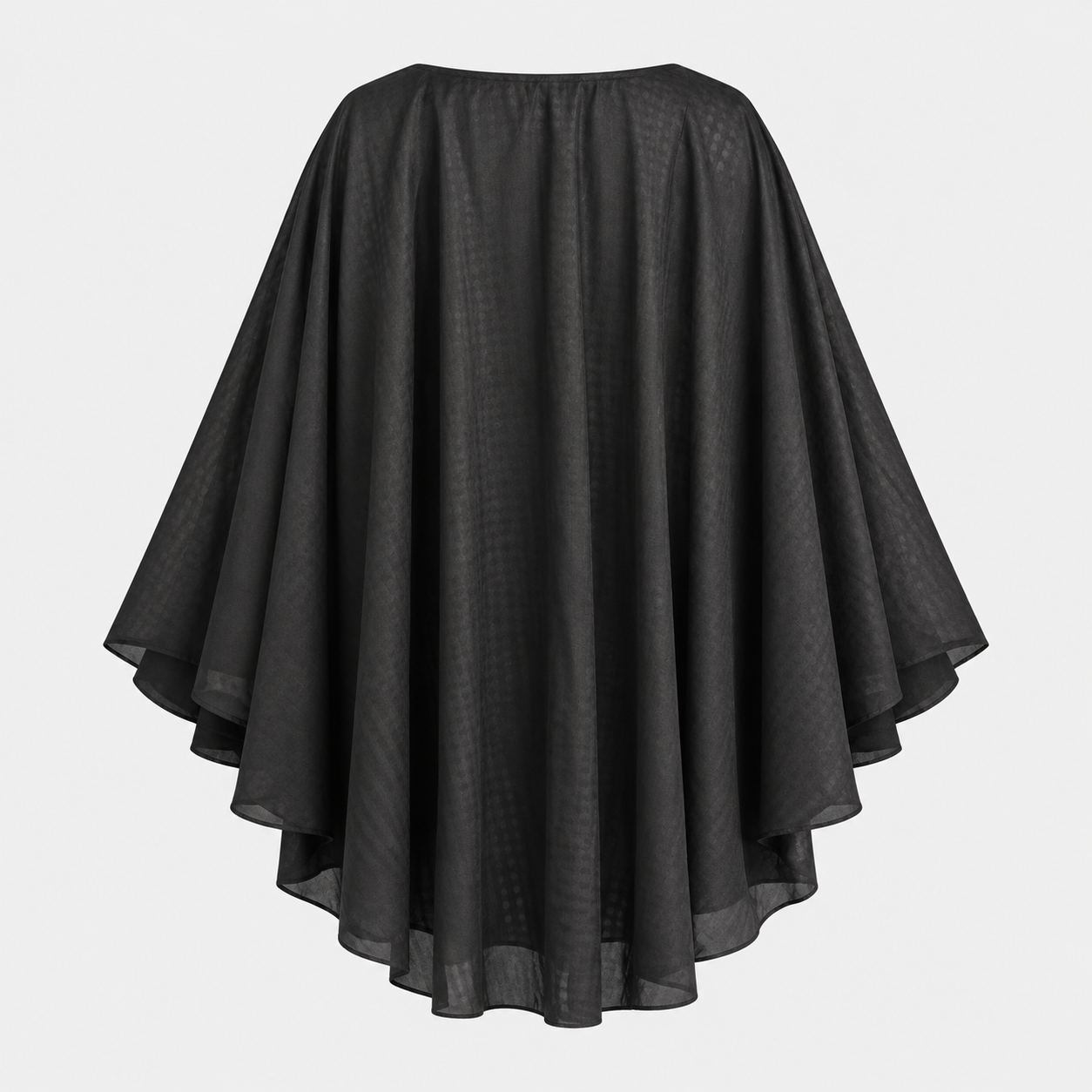Cape noire asymétrique — vue de dos — Daniel Baud